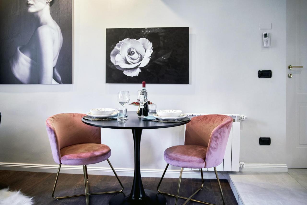 Chiclife Sarona Shenkin - Santa Caterina & Museum Apartment แบร์กาโม ภายนอก รูปภาพ